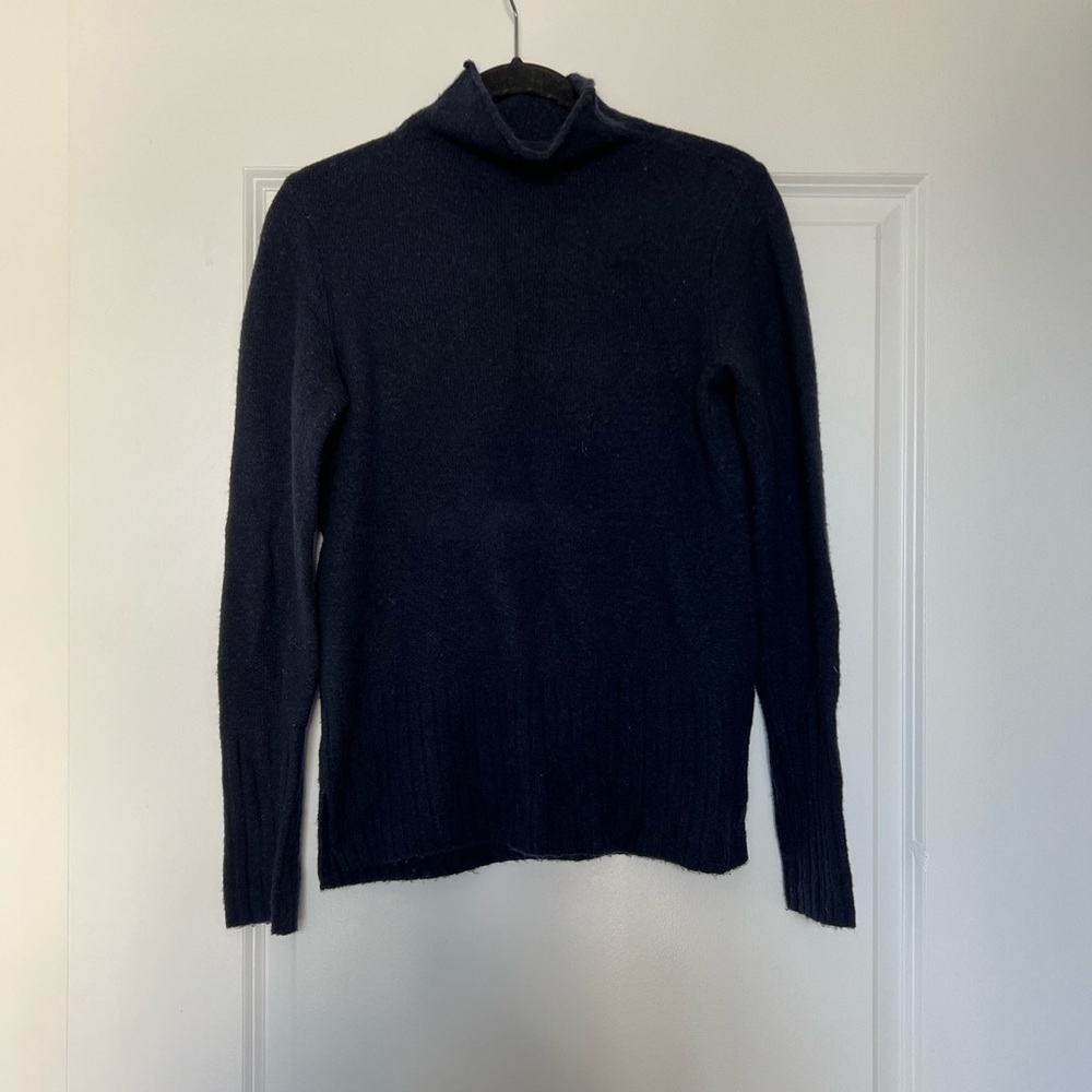 Madewell navy mockneck sweater
